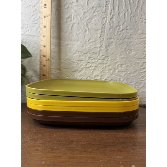 VTG Tupperware Square Plates (6) #1534 Lunch Picnic Camp Autumn Colors Avocado - Picture 3 of 10
